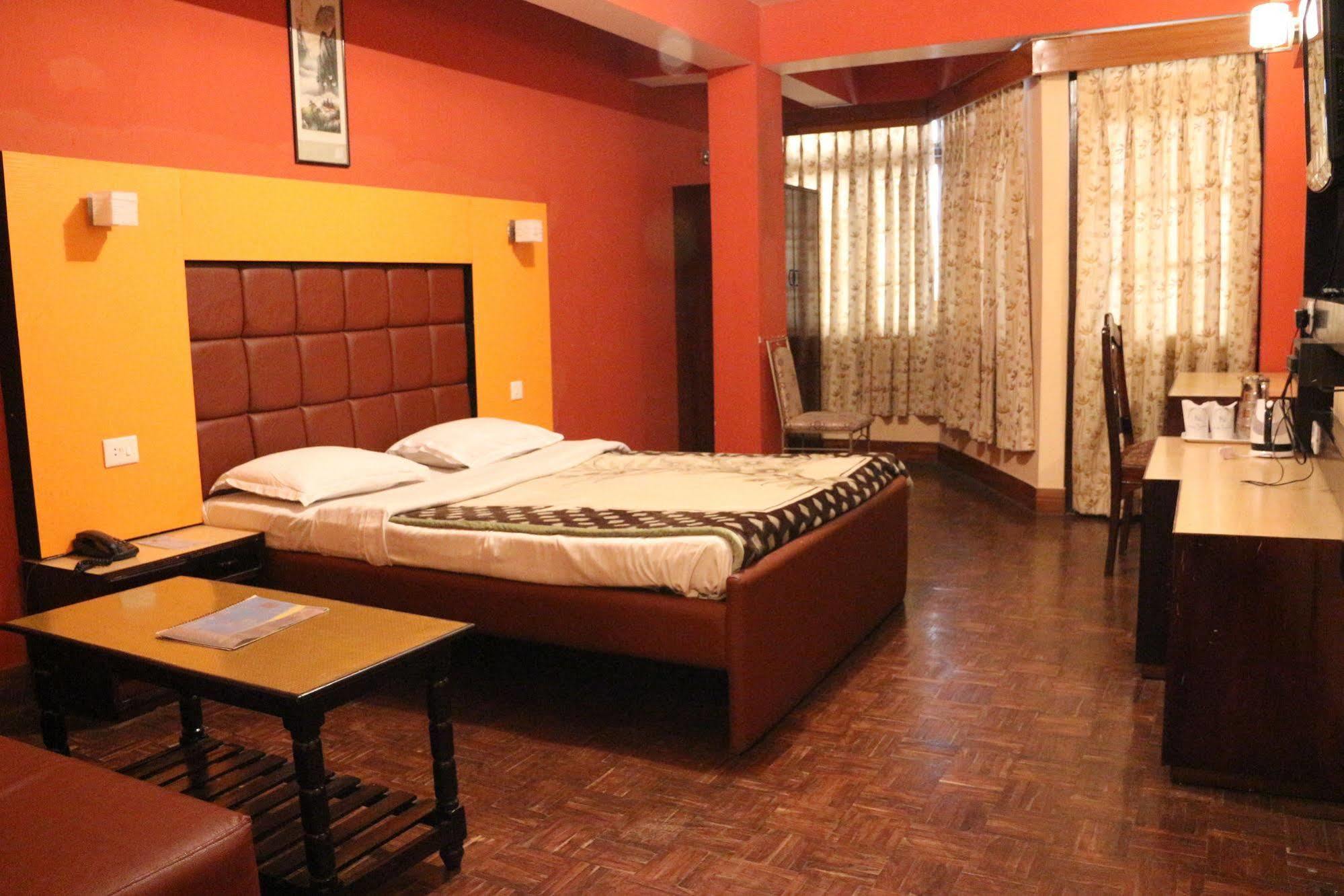 Himalayan Height Hotel Gangtok Bagian luar foto