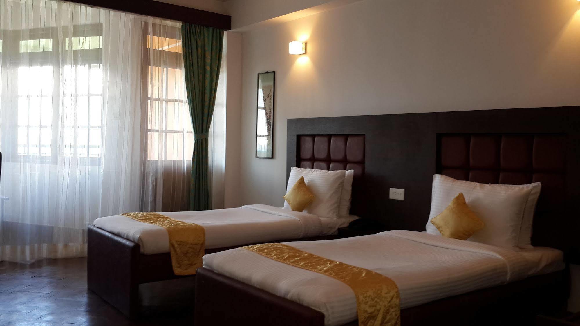 Himalayan Height Hotel Gangtok Bagian luar foto
